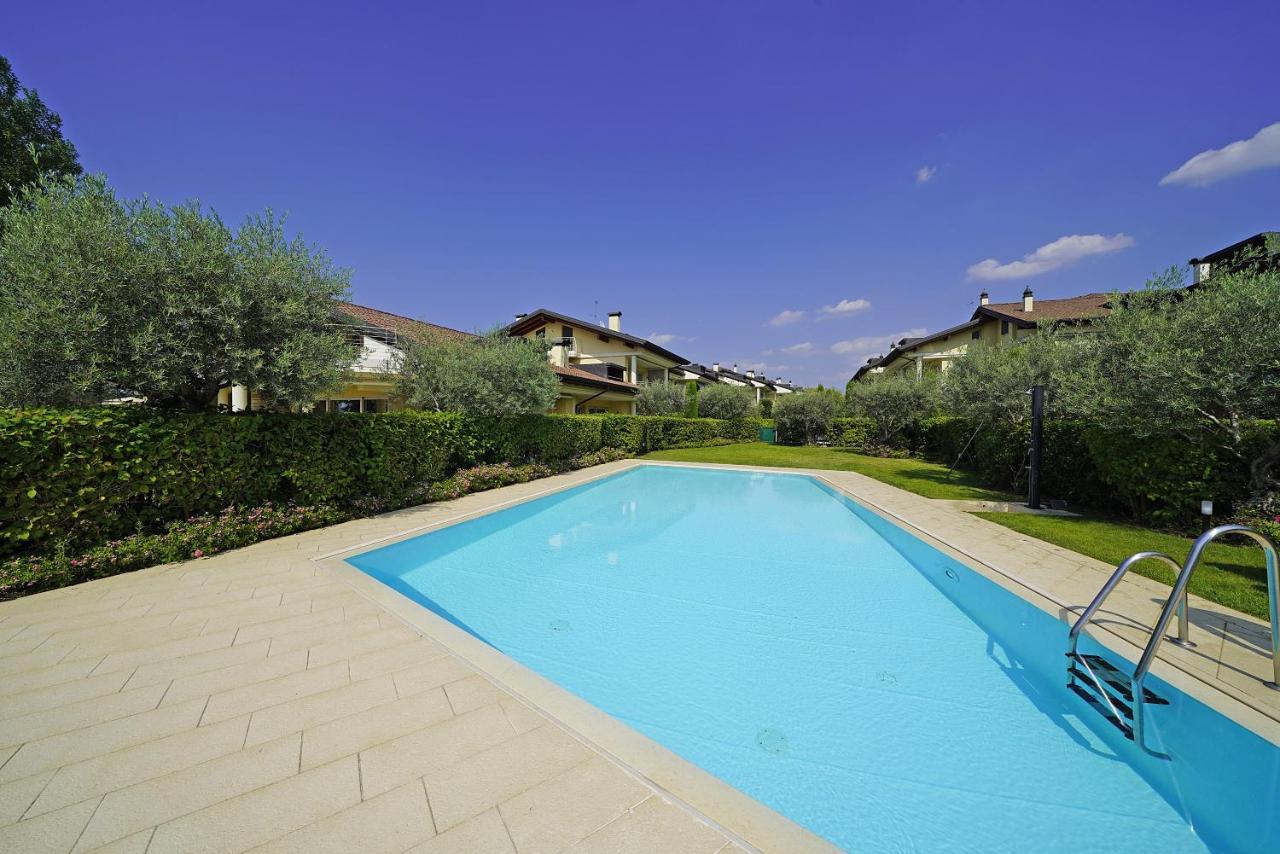 Giulia Luxury Apartment Sirmione Kültér fotó