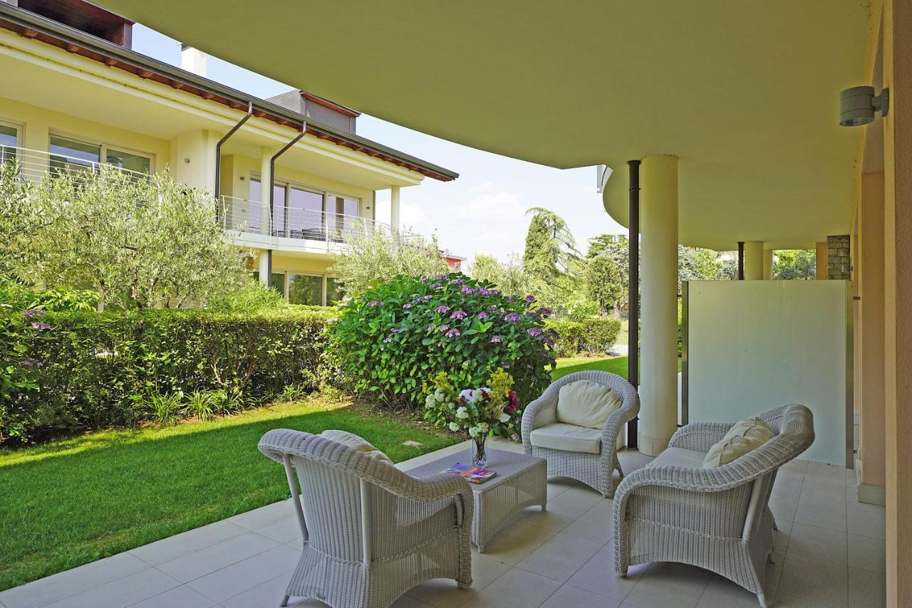 Giulia Luxury Apartment Sirmione Kültér fotó